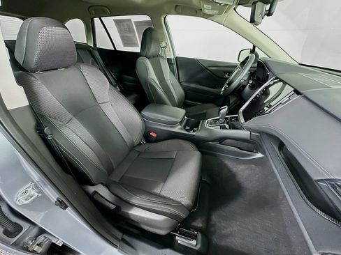 Certified 2025 Subaru Outback Premium w/ Popular Package #1A AWD/4WD image 37