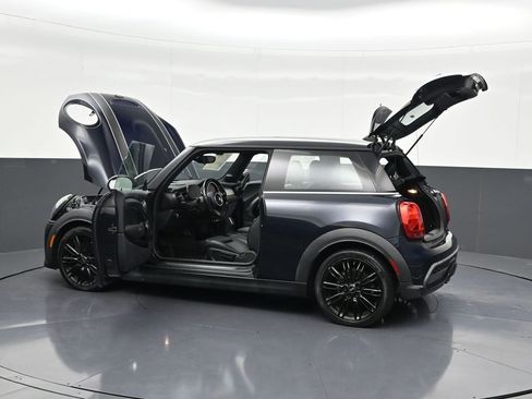 Used 2022 MINI Cooper S image 35