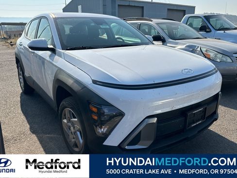 Used 2026 Hyundai Kona SE AWD/4WD image 1