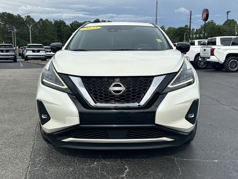 Used 2023 Nissan Murano SV w/ SV Midnight Edition Package FWD image 3