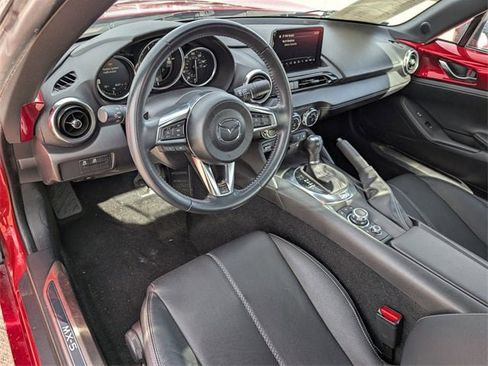 Used 2022 MAZDA MX-5 Miata RF Grand Touring image 9