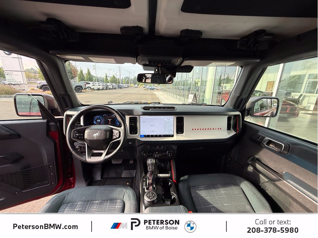 Used 2025 Ford Bronco Heritage Edition AWD/4WD image 19