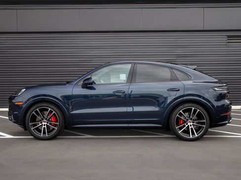 New 2026 Porsche Cayenne S AWD/4WD image 2