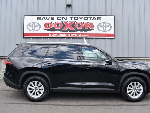 Certified 2024 Toyota Grand Highlander AWD Hybrid image 8