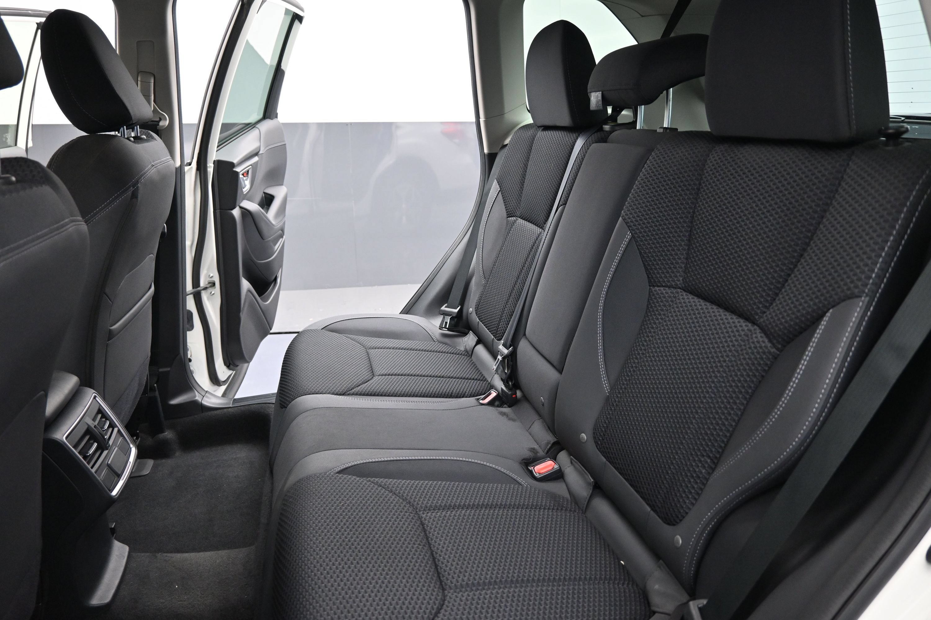 Used 2023 Subaru Forester Premium AWD/4WD image 24
