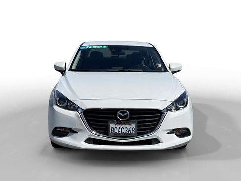 Used 2018 MAZDA MAZDA3 Touring FWD image 8
