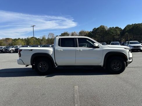 New 2026 Nissan Frontier Pro-X w/ Pro-X Convenience Package RWD image 10