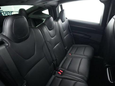 Used 2023 Tesla Model X AWD/4WD image 5
