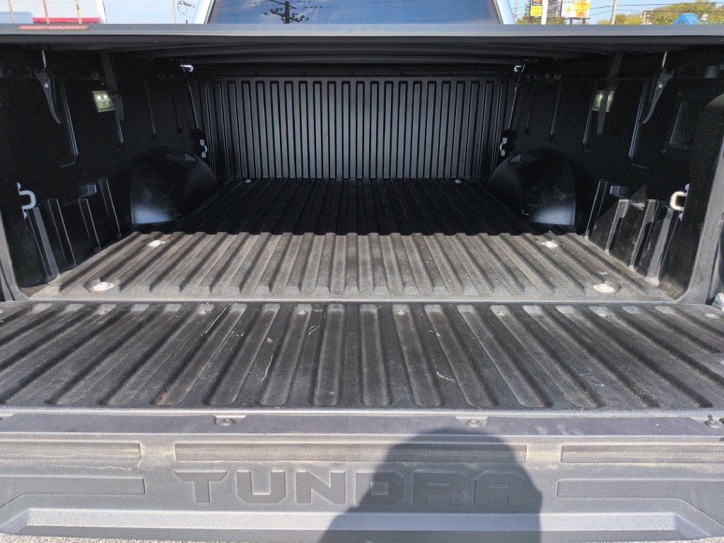 Used 2024 Toyota Tundra Limited AWD/4WD image 23