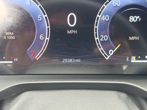 Used 2025 Jeep Grand Cherokee L Altitude AWD/4WD image 33