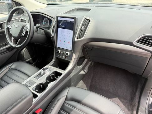 Used 2014 Ford Edge Limited w/ Equipment Group 302A AWD/4WD image 17