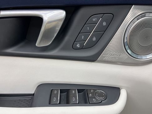 New 2026 Buick Enclave Avenir FWD image 8