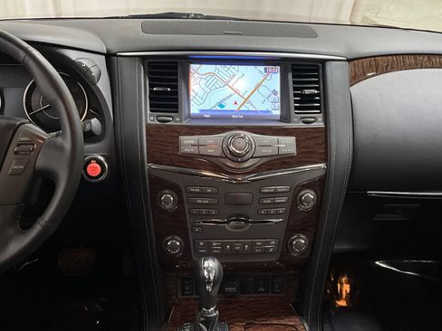 Used 2017 Nissan Armada SL w/ Moonroof Package AWD/4WD image 9
