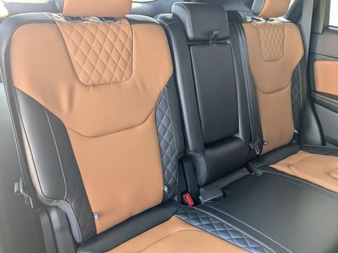 Used 2024 Ford Edge Titanium w/ Titanium Elite Package AWD/4WD image 32