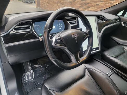 Used 2016 Tesla Model S image 18