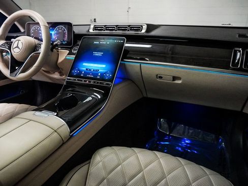 Used 2022 Mercedes-Benz S 580 4MATIC Sedan image 13