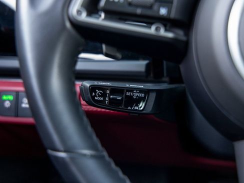 Certified 2024 Porsche Panamera image 32