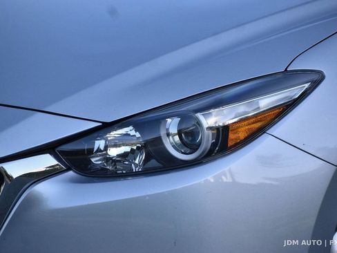 Used 2017 MAZDA MAZDA3 Sport FWD image 38