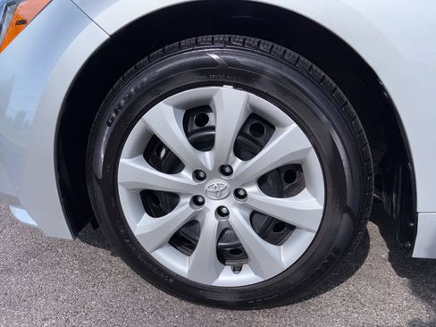 Used 2024 Toyota Corolla LE FWD image 36