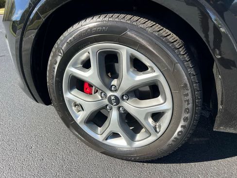 Used 2019 Kia Sorento SX image 10