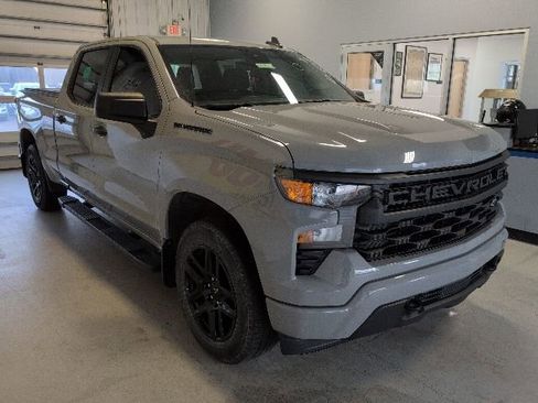 Used 2024 Chevrolet Silverado 1500 Custom w/ LPO, Dark Essentials Package AWD/4WD image 5