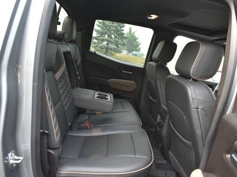 Used 2024 GMC Canyon Denali AWD/4WD image 33