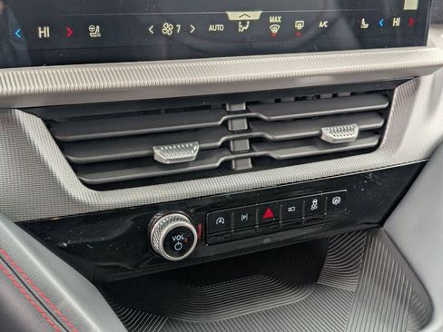 New 2026 Ford Explorer ST-Line w/ ST-Line Street Pack image 35