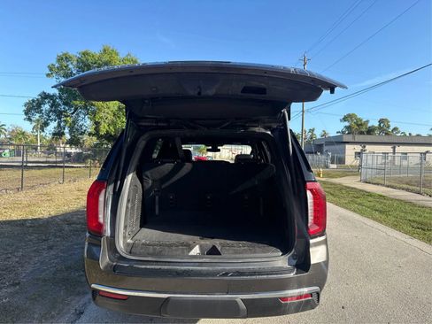 Used 2021 GMC Yukon SLT RWD image 12