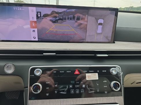New 2027 Genesis GV80 3.5T Prestige AWD/4WD image 18