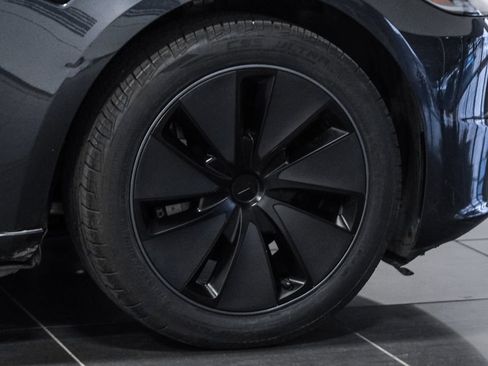 Used 2025 Tesla Model 3 Long Range RWD image 48