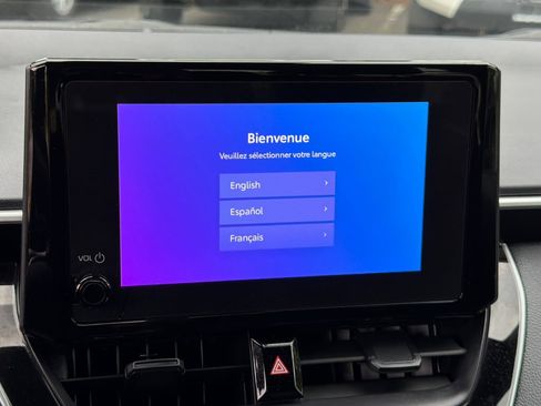 Used 2025 Toyota Corolla SE FWD image 27