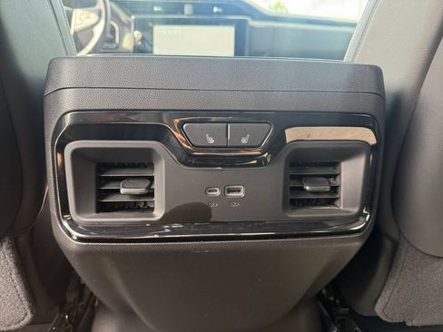 Used 2024 GMC Sierra 1500 AT4X AWD/4WD image 22
