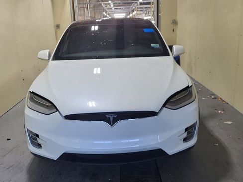 Used 2020 Tesla Model X Long Range image 2