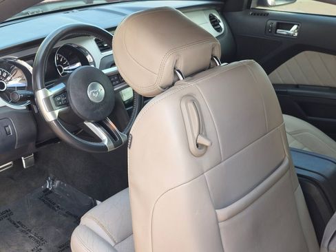 Used 2014 Ford Mustang GT Premium w/ Comfort Package image 20