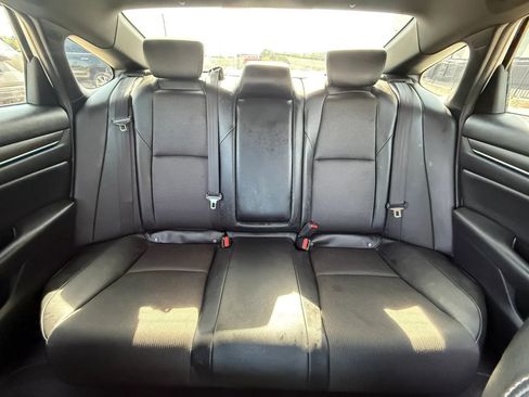Used 2021 Honda Accord Sport image 39