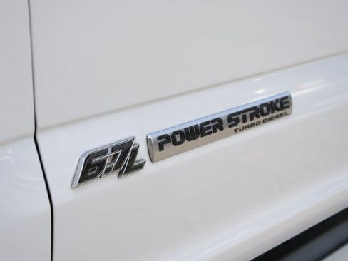 Used 2022 Ford F250 XL w/ STX Appearance Package AWD/4WD image 14