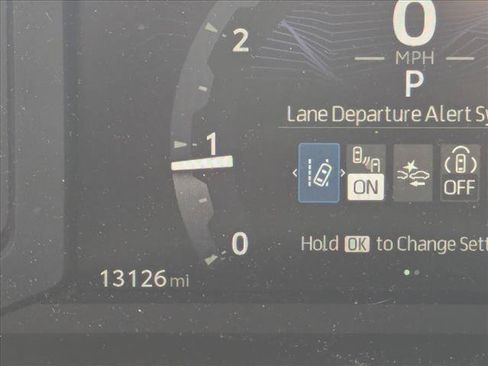 Used 2024 Toyota Tacoma SR5 w/ SR5 Upgrade Package RWD image 9
