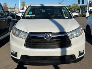 Used 2014 Toyota Highlander Plus FWD video 2