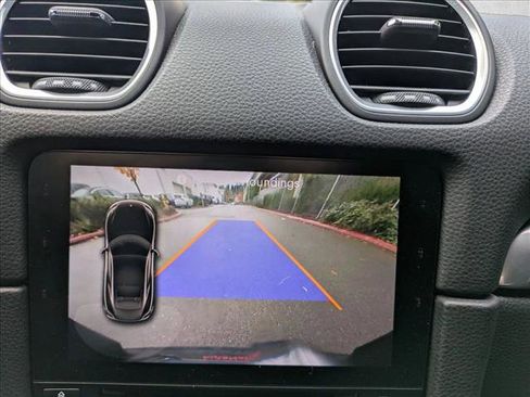 Used 2019 Porsche 718 Cayman S image 15