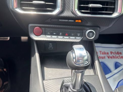 Used 2025 Ford Mustang Premium RWD image 28