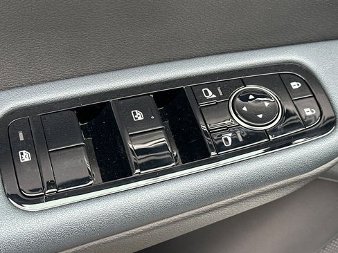 New 2026 Nissan Leaf w/ Floor Mat Package (S+) image 13