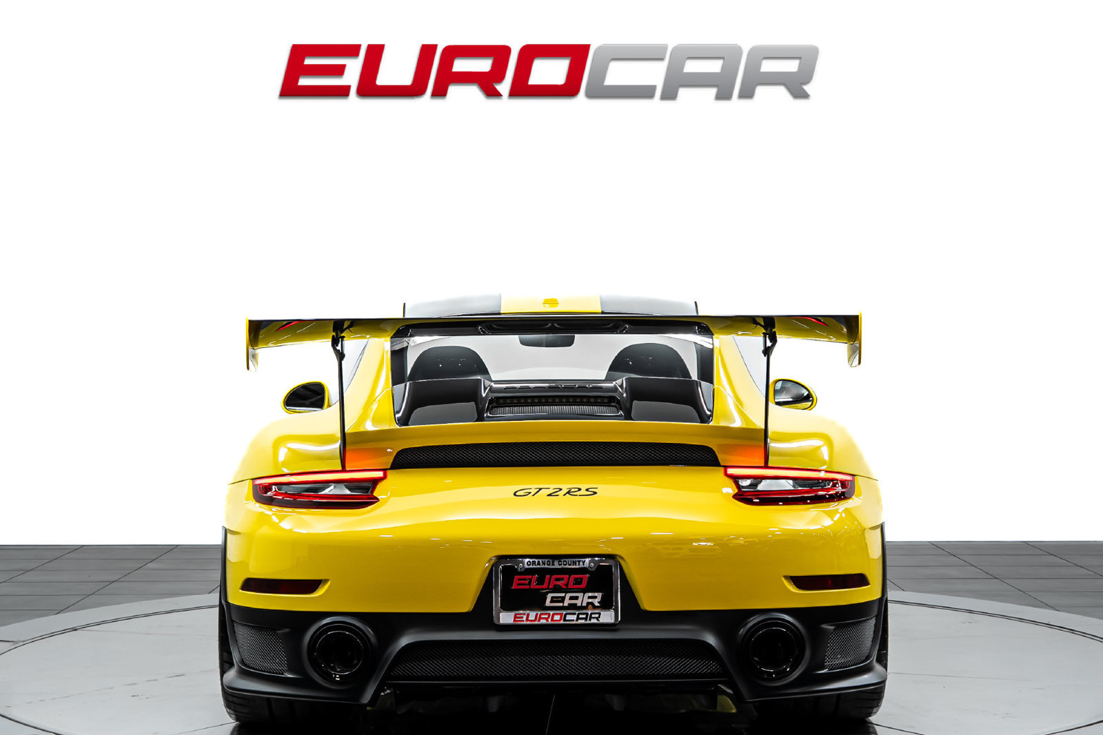 Used 2019 Porsche 911 GT2 RS RWD image 4