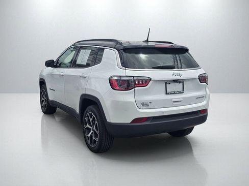 Used 2025 Jeep Compass Limited AWD/4WD image 7