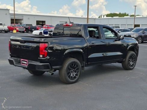 Used 2026 Chevrolet Colorado W/T w/ WT Custom Package RWD image 5