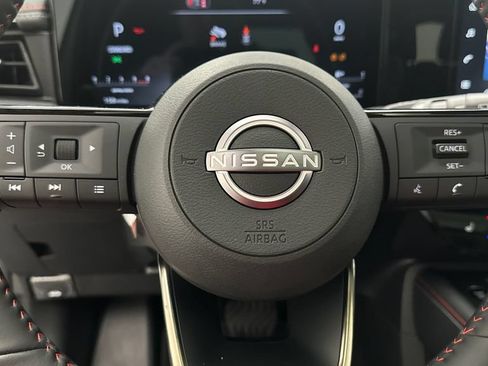 New 2026 Nissan Kicks SR w/ SR Premium Package AWD/4WD image 16