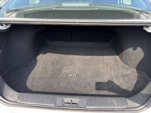 Used 2025 Nissan Sentra SV FWD image 29