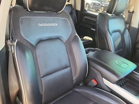 Used 2020 RAM 1500 Laramie AWD/4WD image 17