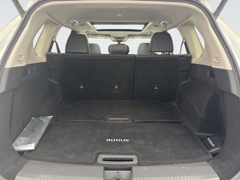 Used 2023 Nissan Rogue Platinum AWD/4WD image 21