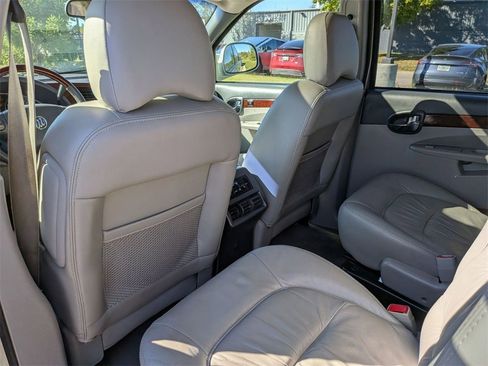 Used 2007 Buick Rendezvous CXL w/ CXL Luxury Package image 24