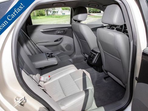 Used 2015 Chevrolet Impala LT FWD image 23